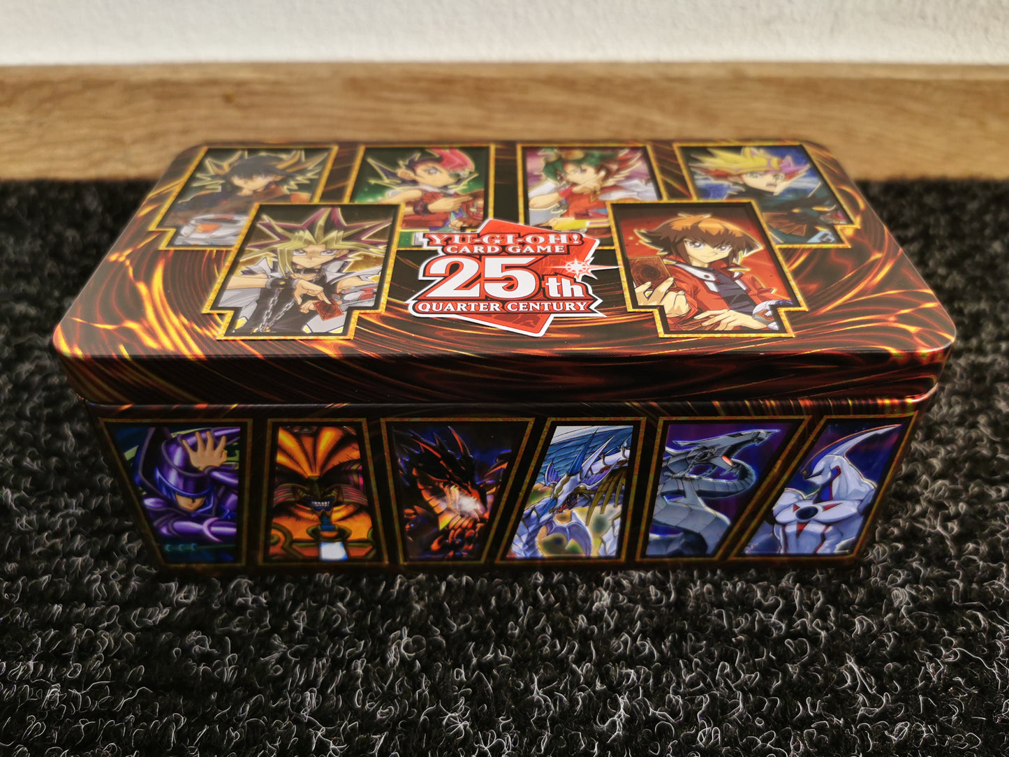500 Yu-Gi-Oh! Karten in toller Aufbewahrungsbox (25 Jahre Jubiläums-Tin)