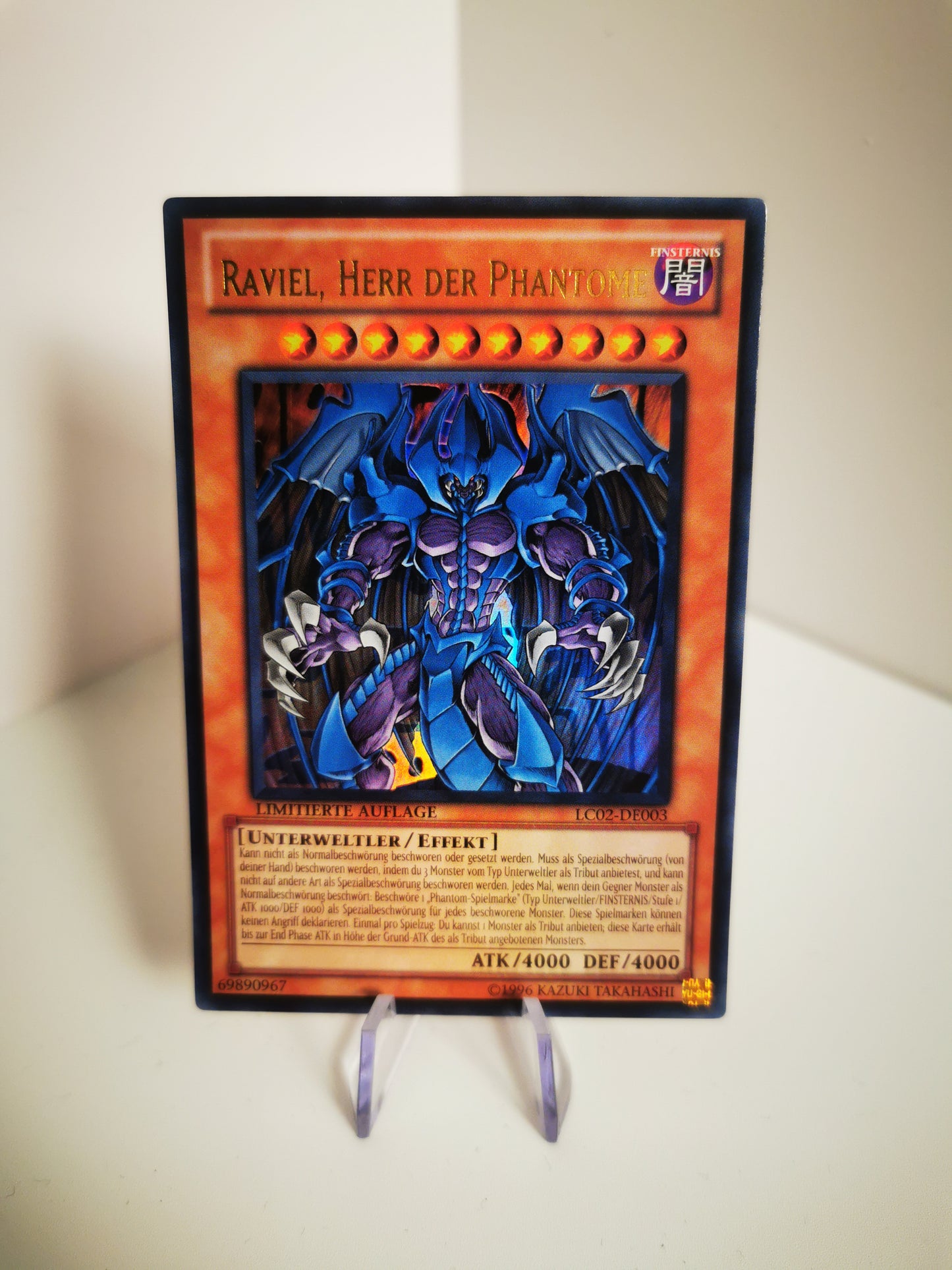 Die Ankunft der Finsternis: Das Set der Heiligen Ungeheuer!