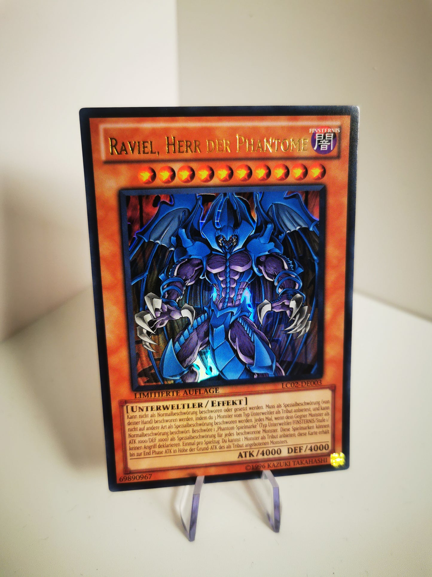 Die Ankunft der Finsternis: Das Set der Heiligen Ungeheuer!