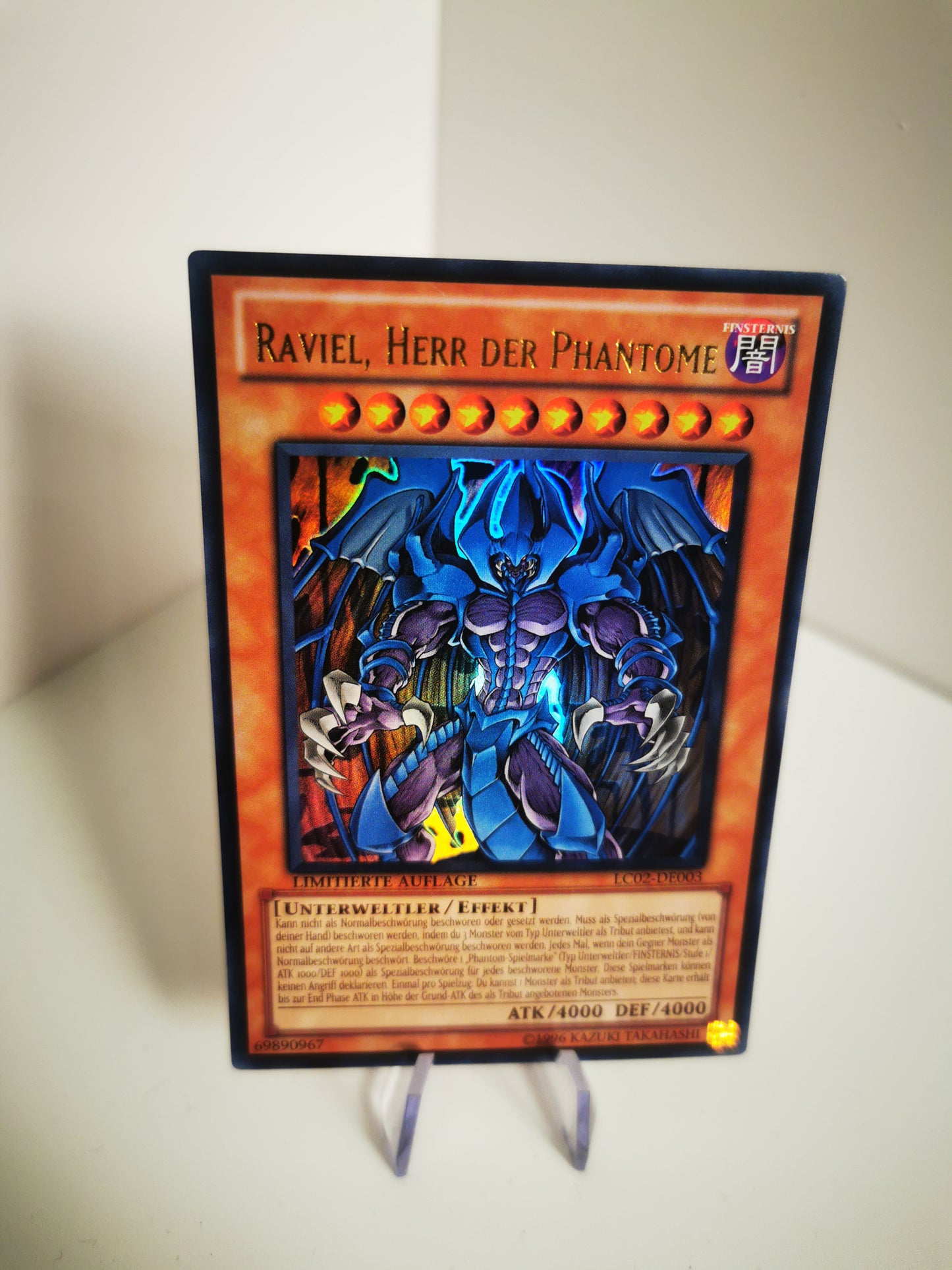 Die Ankunft der Finsternis: Das Set der Heiligen Ungeheuer!