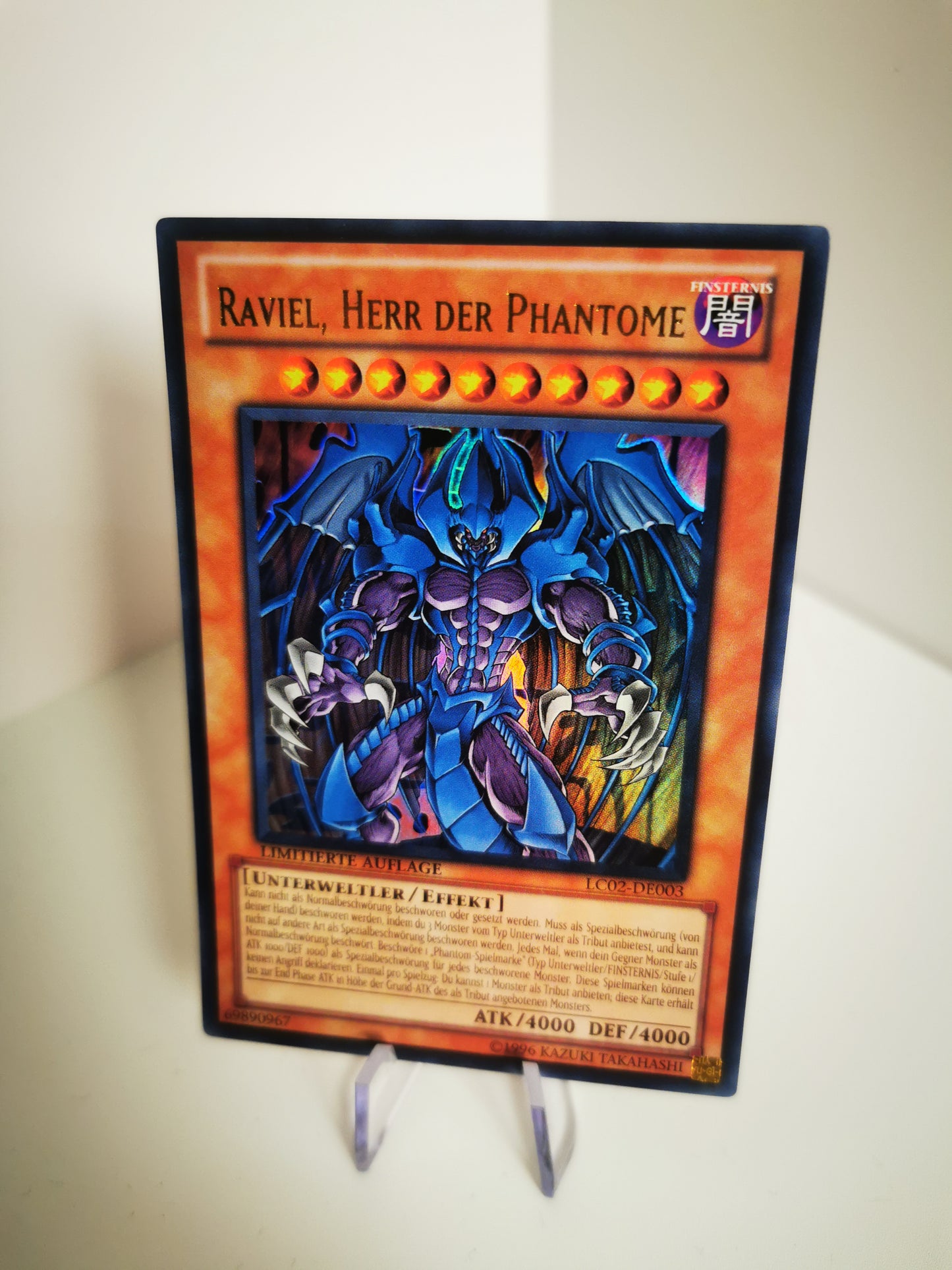 Die Ankunft der Finsternis: Das Set der Heiligen Ungeheuer!