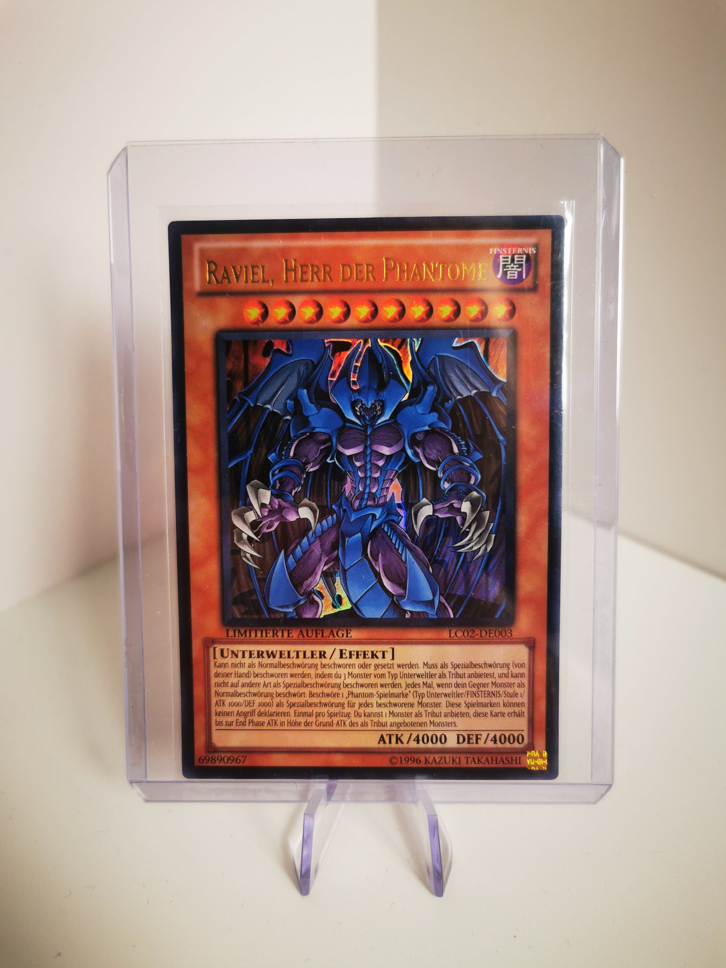 Die Ankunft der Finsternis: Das Set der Heiligen Ungeheuer!