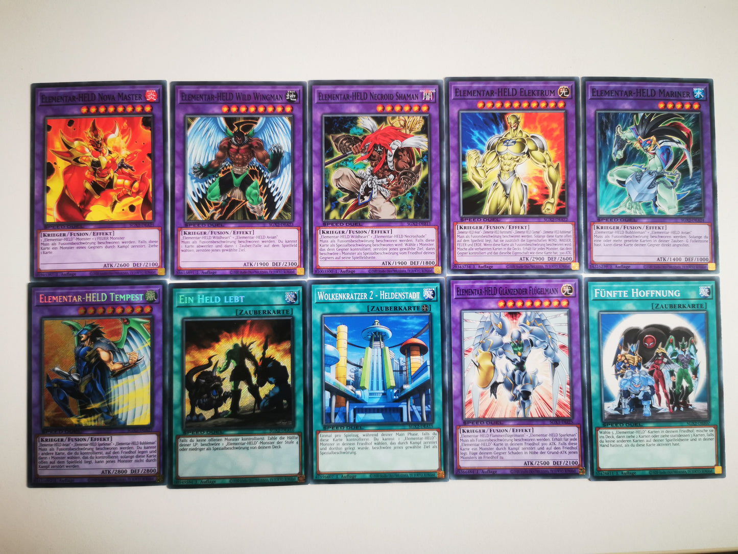 Yu-Gi-Oh! Helden Deckbau-Set (40 Karten Bundle) - Werde zur Legende